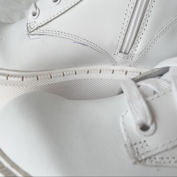 Zara White Lug Sole Lace-Up Leather Ankle Boots Size 6 - Picture 8 of 10